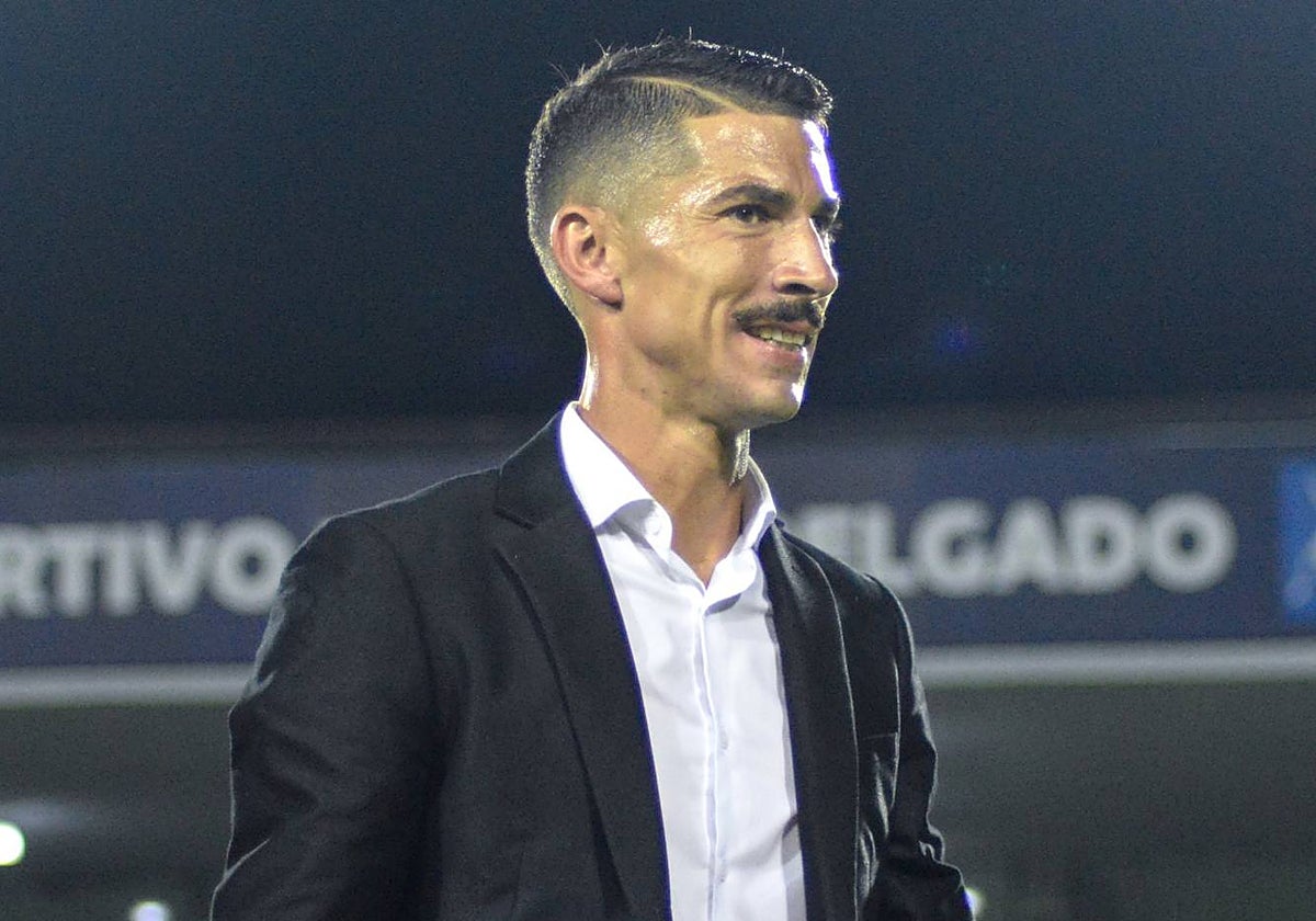 Diego Merino en un partido de esta temporada.