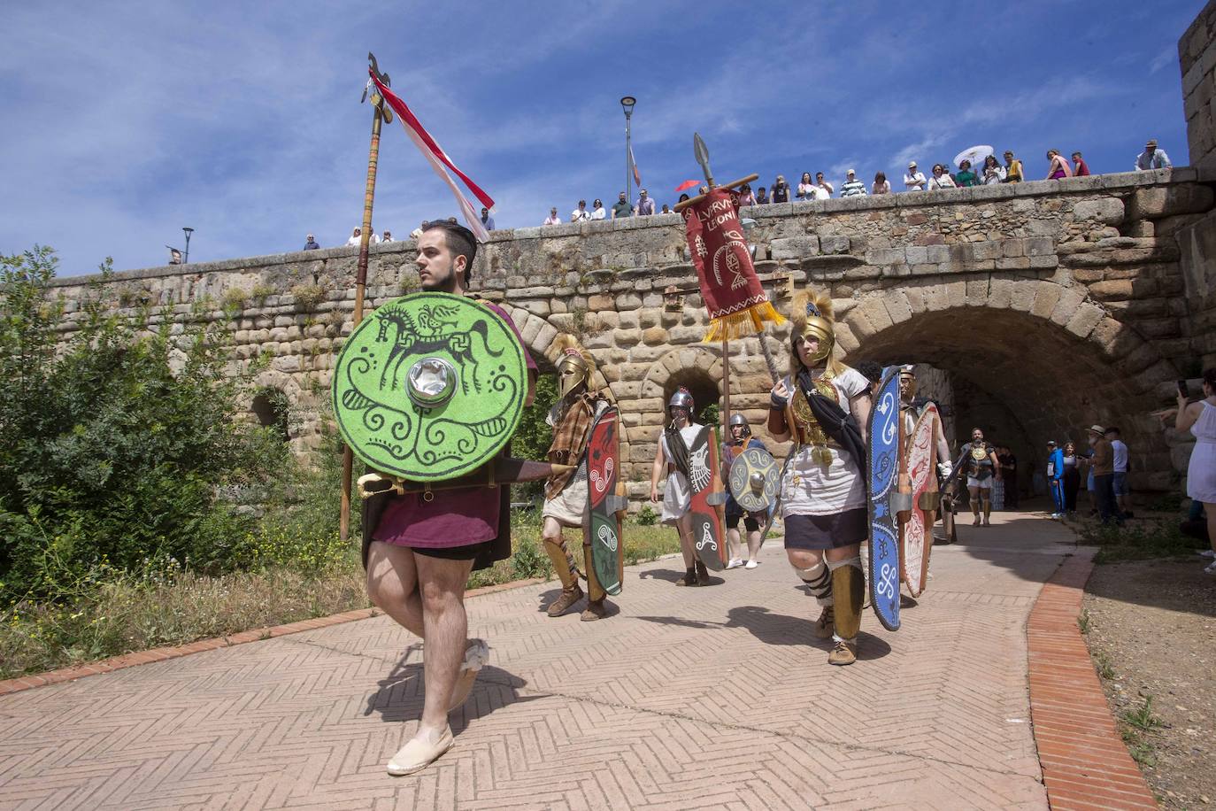 Las mejores imágenes de las actividades de gladiatura de este jueves (II)