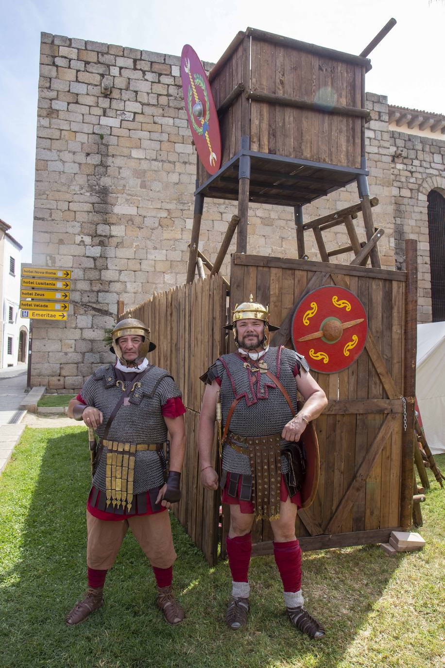 Las mejores imágenes de las actividades de gladiatura de este jueves (I)