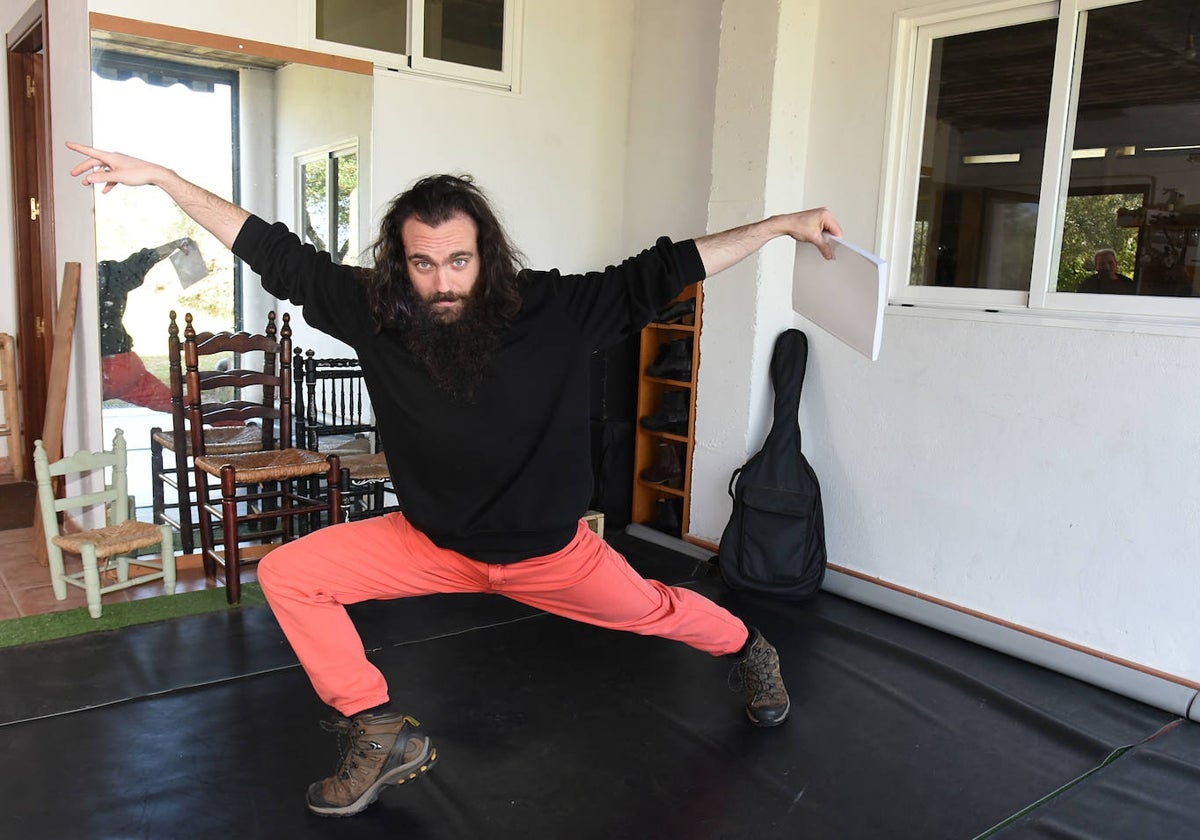 Álvaro Murillo, de 29 años, combina la danza contemporánea con el flamenco.