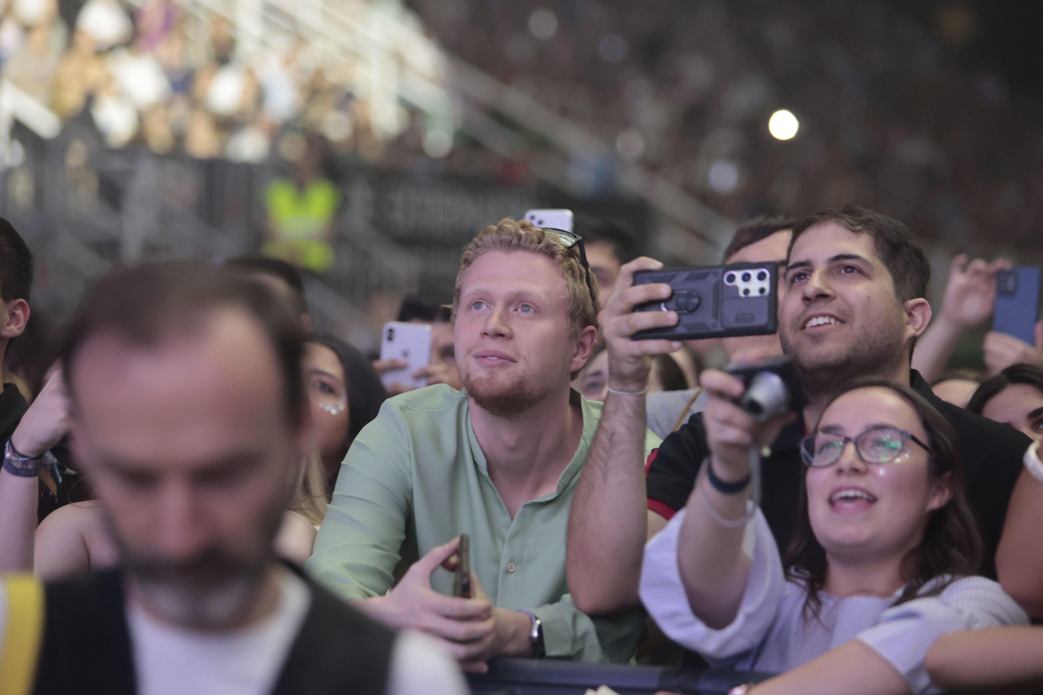 Las mejores imágenes del concierto de Ana Mena en Cáceres