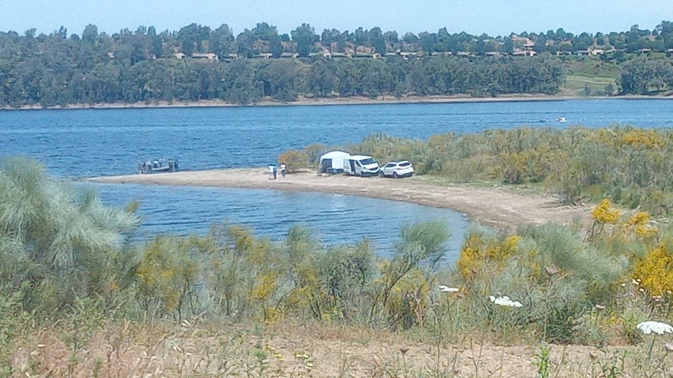 Dispositivo de búsqueda del hombre desaparecido en el embalse de Valdecañas