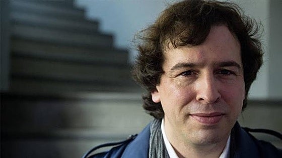 David Azagra, un músico que llegó por sorpresa a Badajoz y al que no abandona la polémica