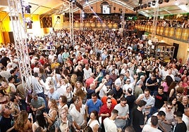 Ambiente en las casetas del Ferial de Cáceres