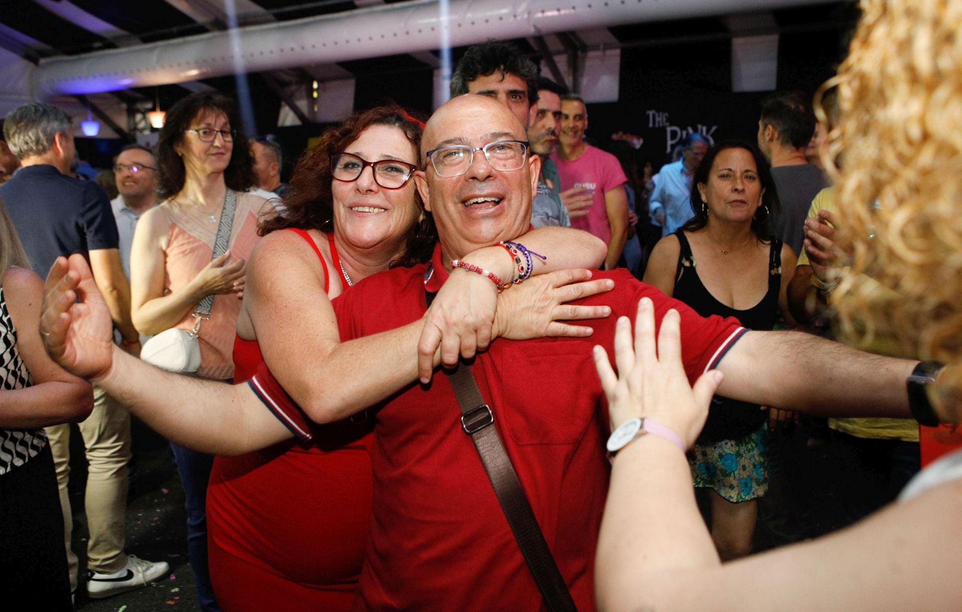 Fotos | Así disfrutan los cacereños del viernes noche en el ferial (II)