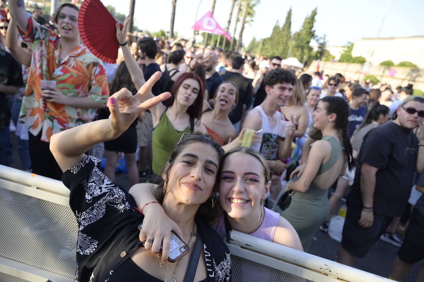 Las mejores fotos de la fiesta de Los Palomos en el Paseo Fluvial de Badajoz