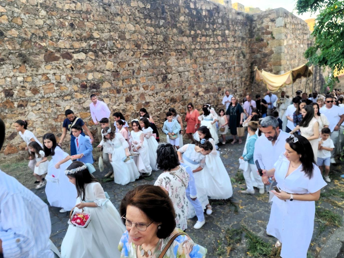 Procesión del Corpus por la Villa Adentro