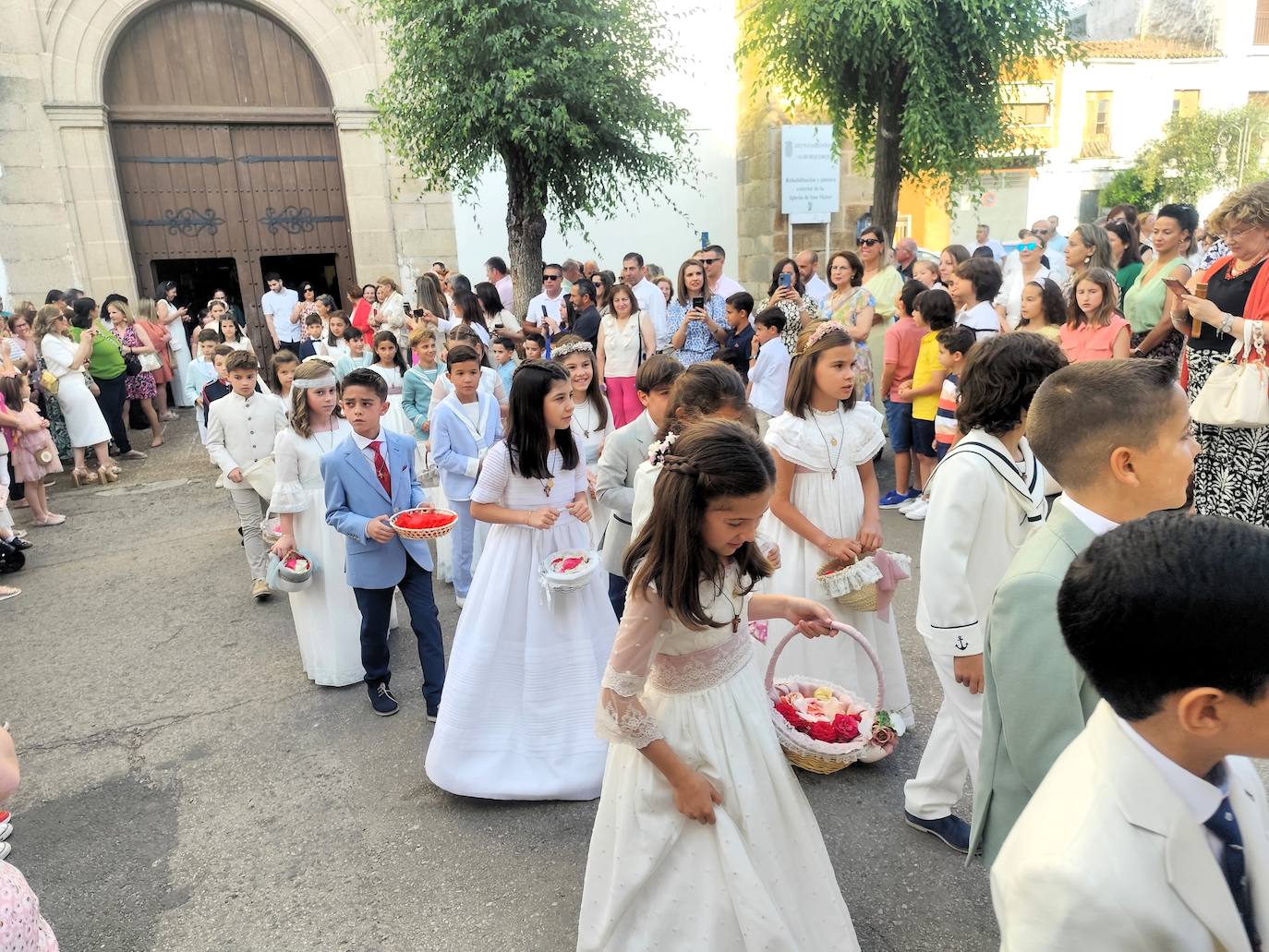 Procesión del Corpus por la Villa Adentro
