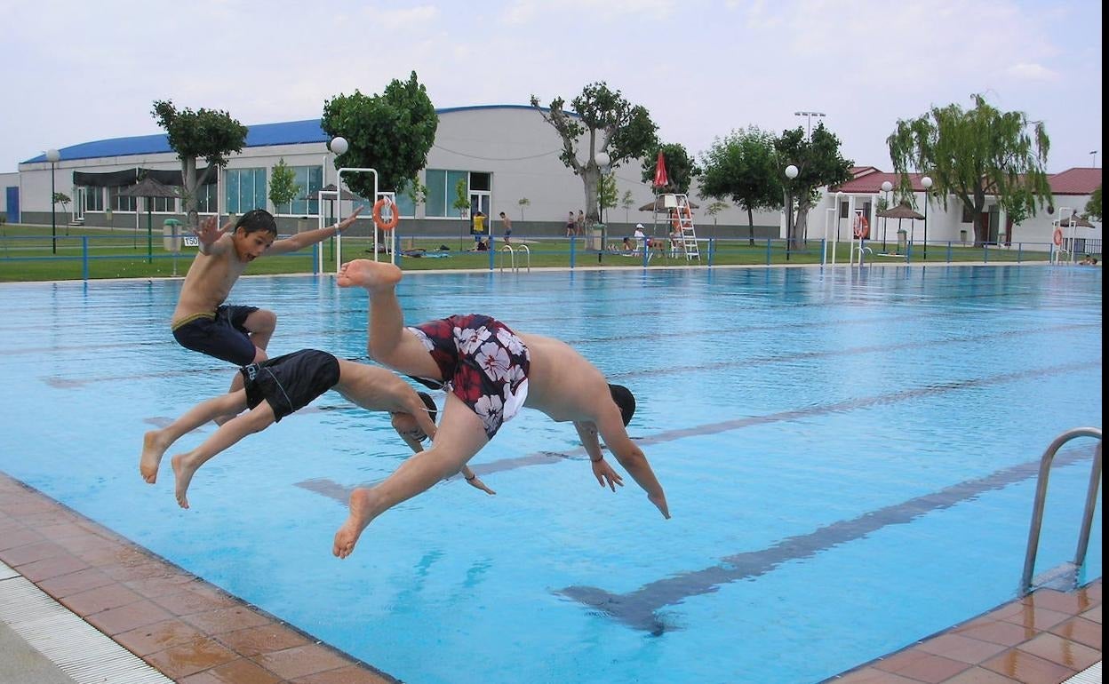 Piscina municipal de Navalmoral de la Mata.