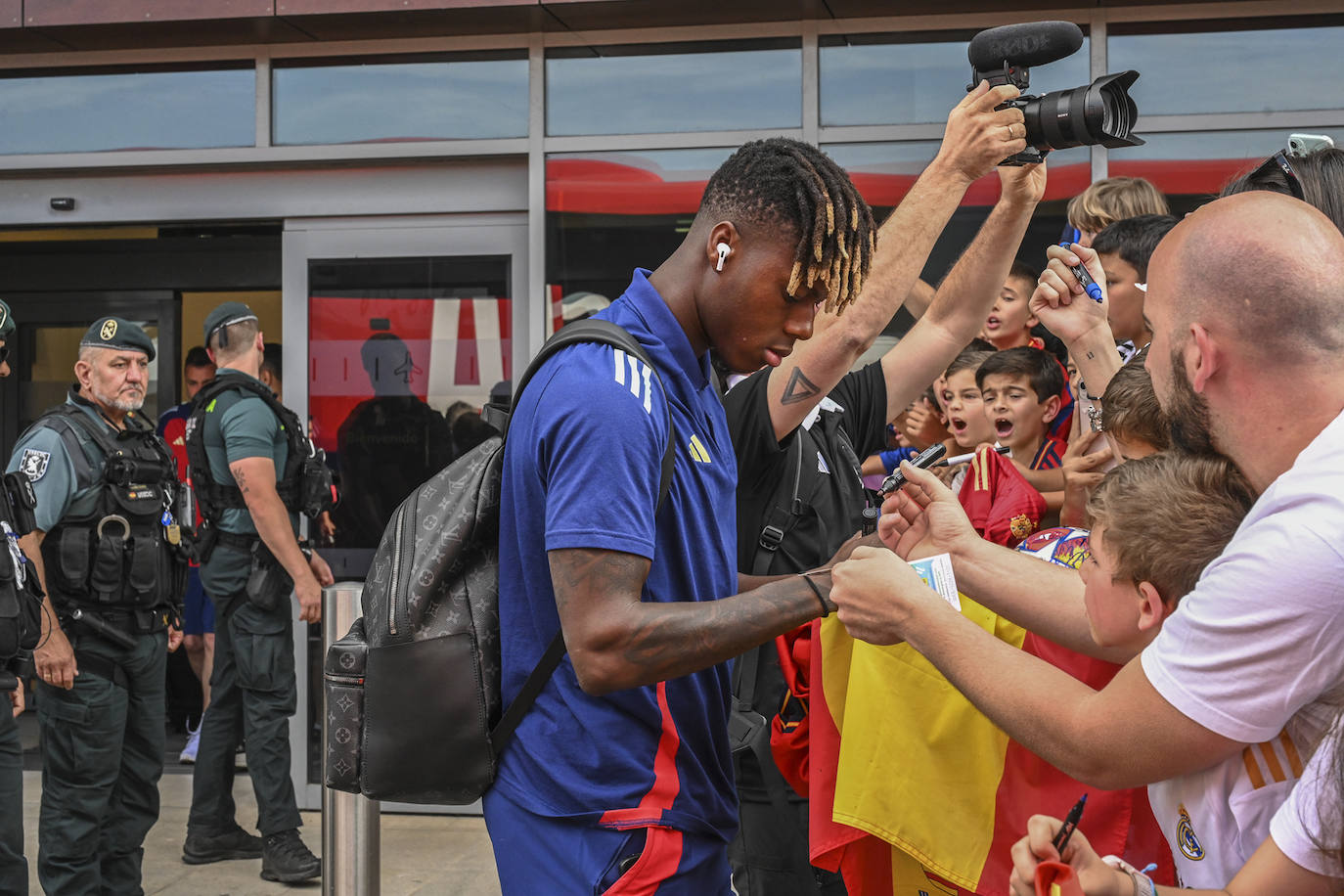 Badajoz recibe a la selección española, en imágenes (I)