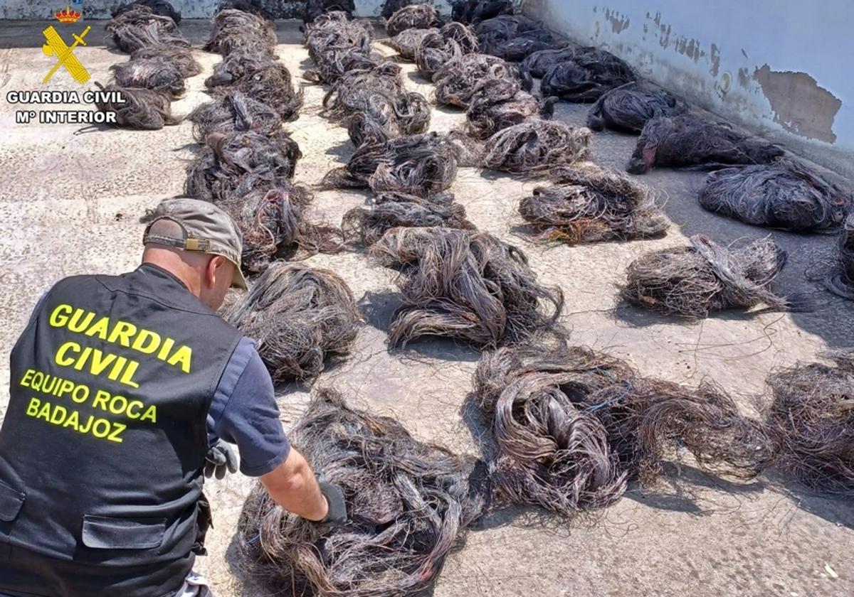 Material incautado por la Guardia Civil en la operación.