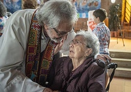 Así despide Cáceres a Tino, el cura que revolucionó la Iglesia en el barrio de Moctezuma (I)