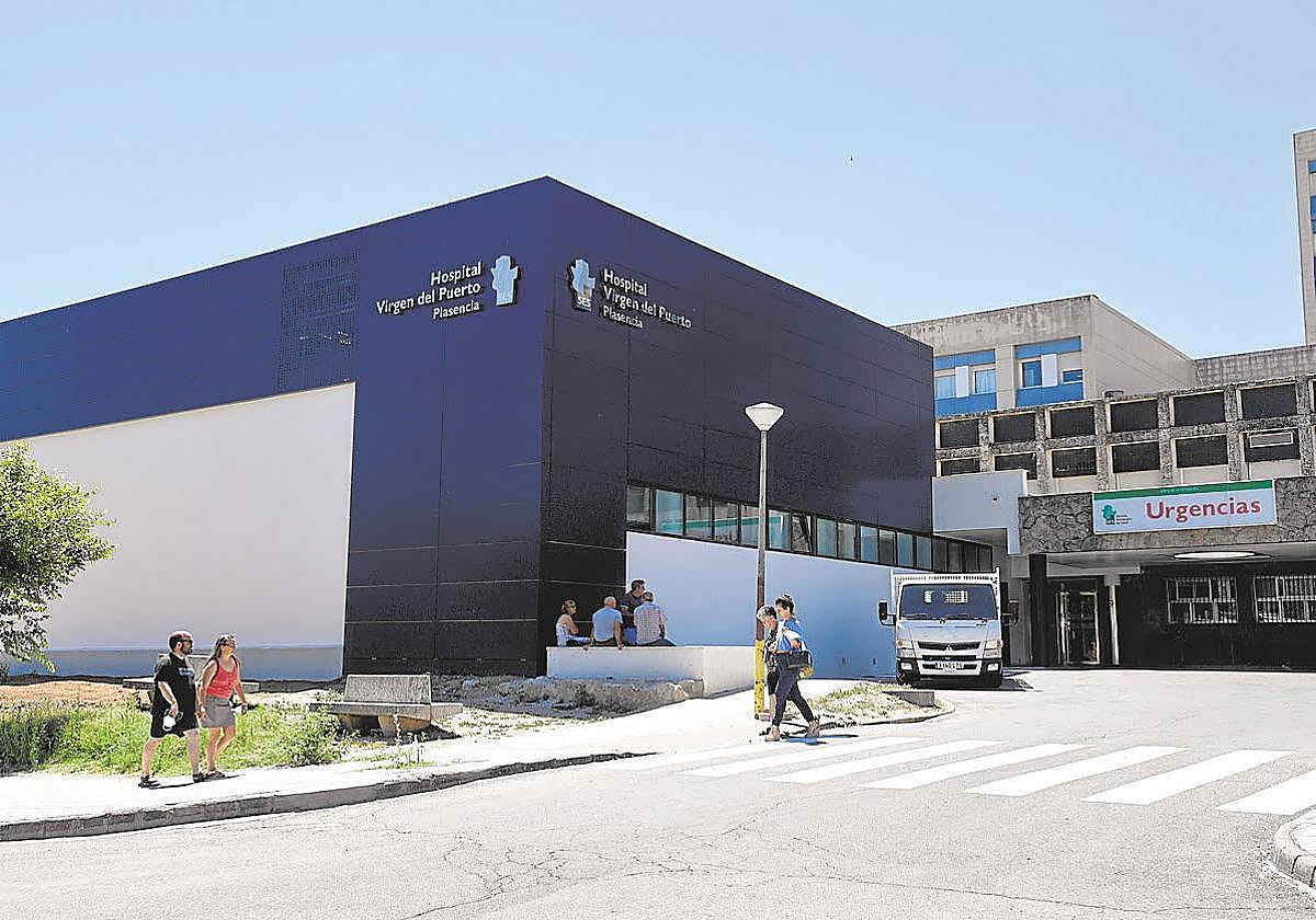 El jefe del servicio de Urgencias dimitió por causas estrictamente «personales»