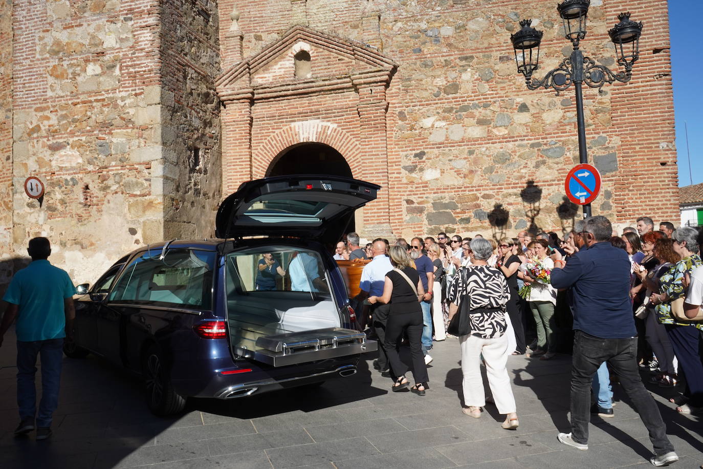 Fotos | Homenaje y funeral de Manuela Chavero en Monesterio