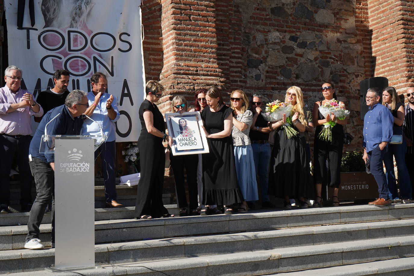 Fotos | Homenaje y funeral de Manuela Chavero en Monesterio