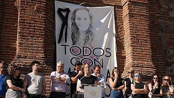 Monesterio despide a Manuela Chavero y entierra ocho años de dolor