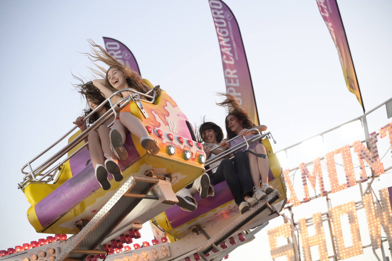 El ambiente del primer día de Feria de San Juan, en imágenes