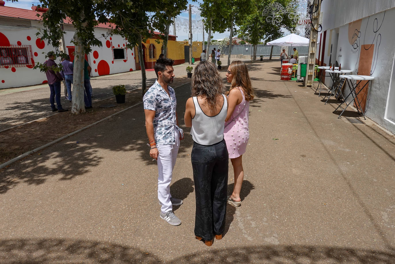 Las casetas llenas en el sábado de feria