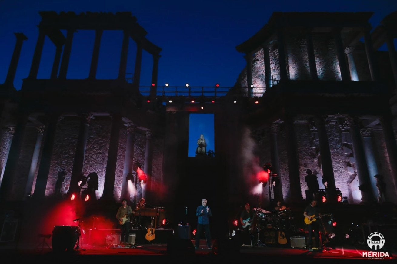 El concierto de Tom Jones en Mérida, en imágenes