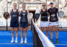 Ari Sánchez y Paula Josemaría junto a Llaguno y Sainz.