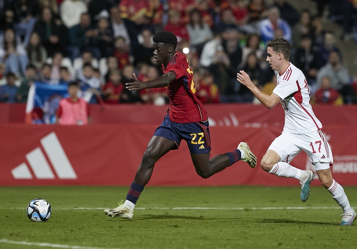 Assane Diao en un partido con la selección española.