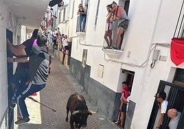 'Ayende' durante su recorrido por la calle de los Paños.