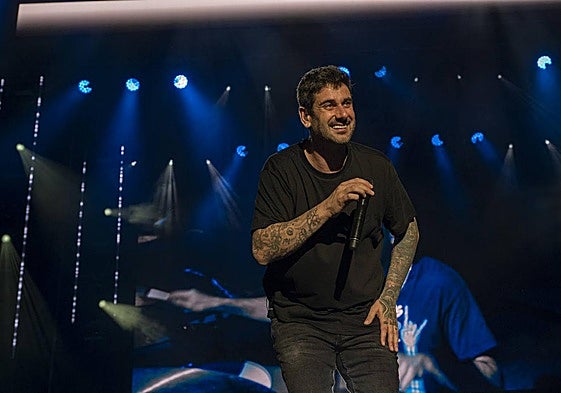 Melendi anoche en el concierto de su gira '20 años sin noticias'