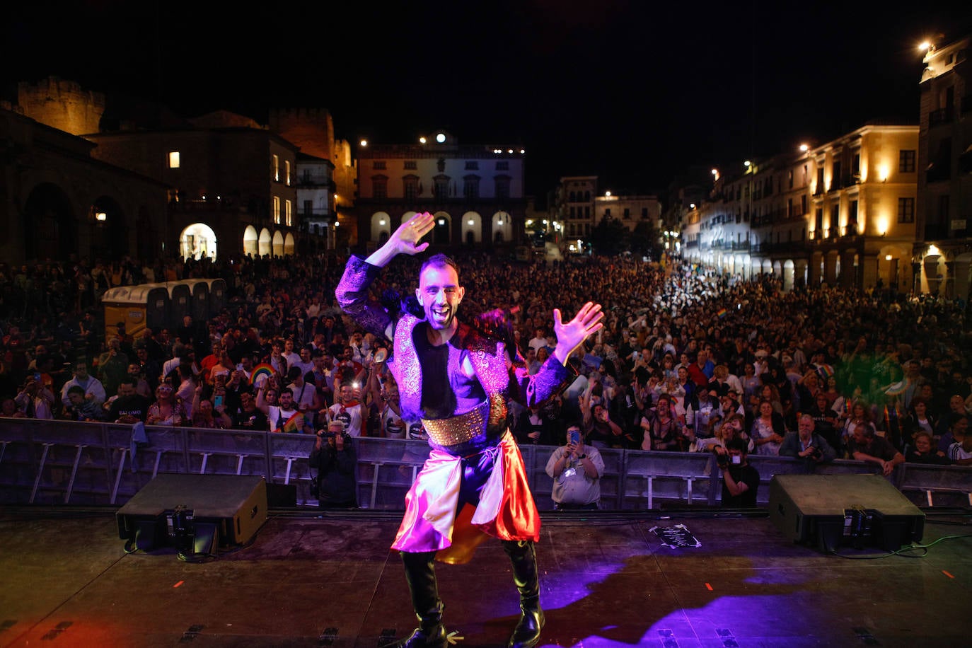 Las mejores imágenes de los conciertos de la fiesta del Orgullo de Cáceres (II)