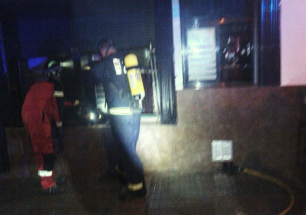 Incendio de madrugada en un bar de Monesterio