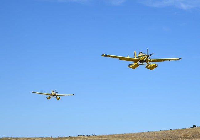 Dos aviones anfibios como los que tendrán su base en el aeródromo recién inaugurado.