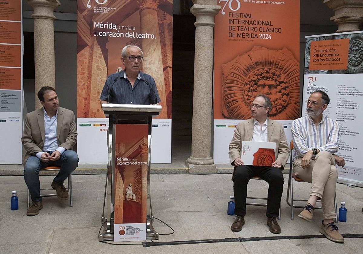 Antonio Vélez, Santiago López, Jesús Cimarro y Francisco Palomino.