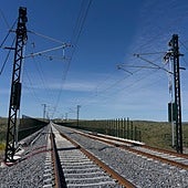 Adif prevé que la línea ferroviaria de Madrid a Badajoz sea de ancho internacional en 2037