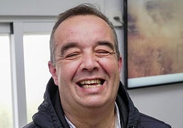 David Díaz Ramírez, usuario de Aemis, posa para HOY.