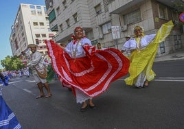 Desfile del Festival Folclórico