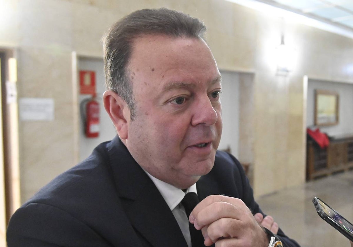 El abogado de Azagra pide la nulidad de los correos incautados por la UCO en la Diputación