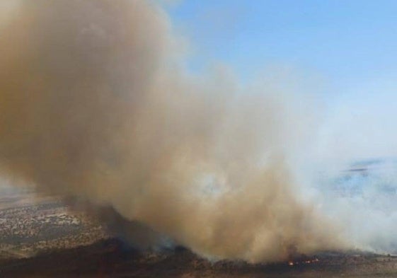 Incendio registrado en la tarde de este miércoles en el término municipal de Ribera del Fresno.