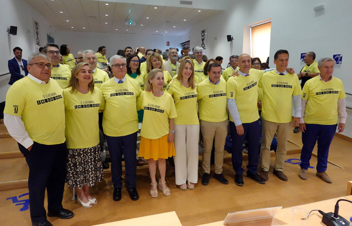 Así ha sido la presentación de las placas fotovoltaicas en la UEx