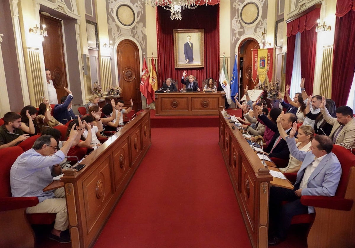 El pleno municipal ayer en el Ayuntamiento.