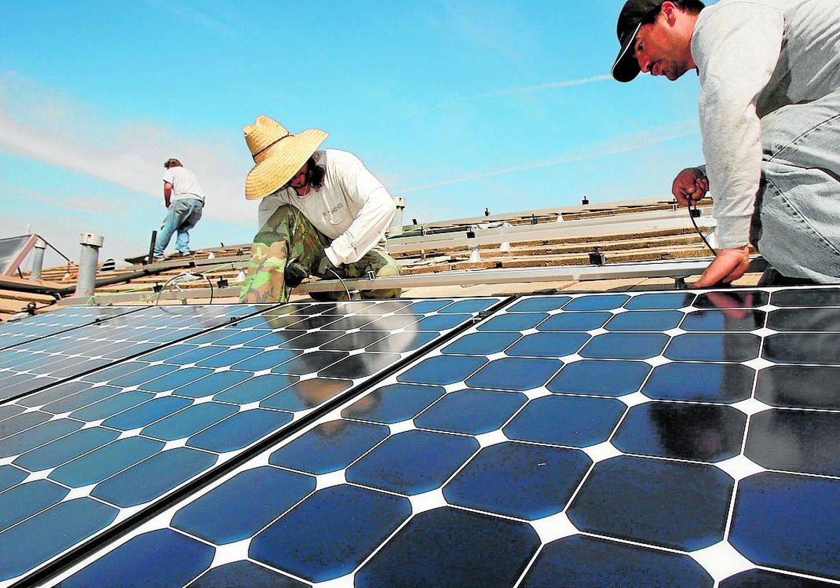 Instalación de un parque fotovoltaico.