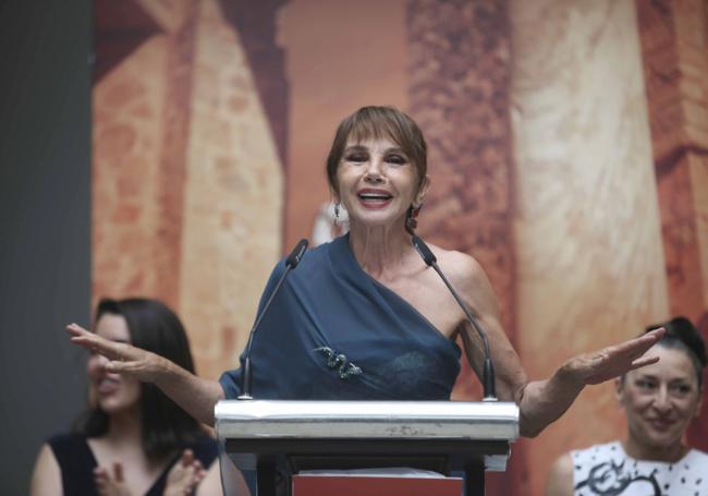 Victoria Abril, durante la rueda de prensa este lunes en la capital extremeña.