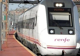 El tren Puertollano-Badajoz llega con 40 minutos de retraso por una incidencia técnica