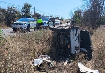 Un conductor muere al salirse de la carretera cerca de Madroñera