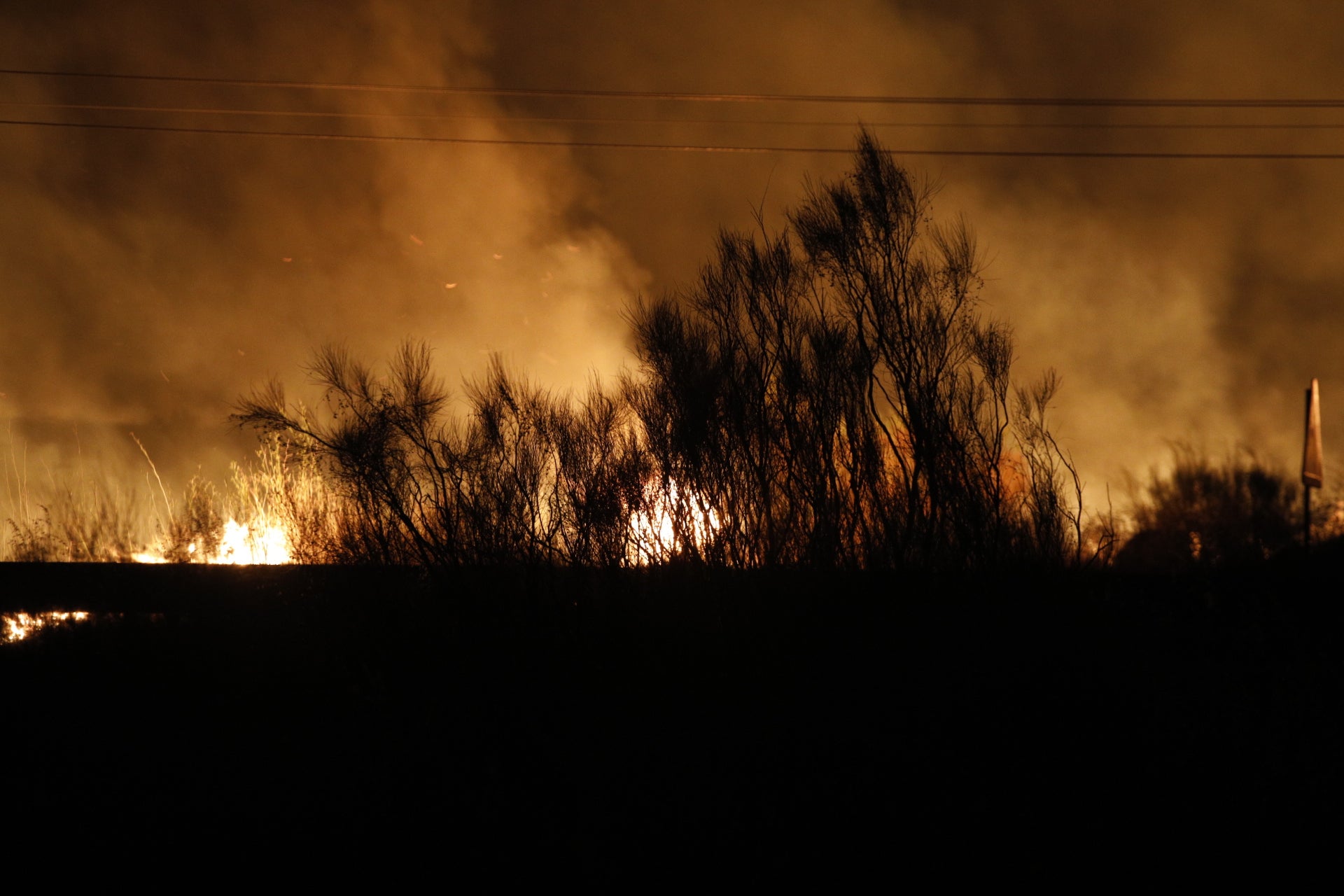 Así ha sido el incendio próximo a la Cañada y el Ceres Golf