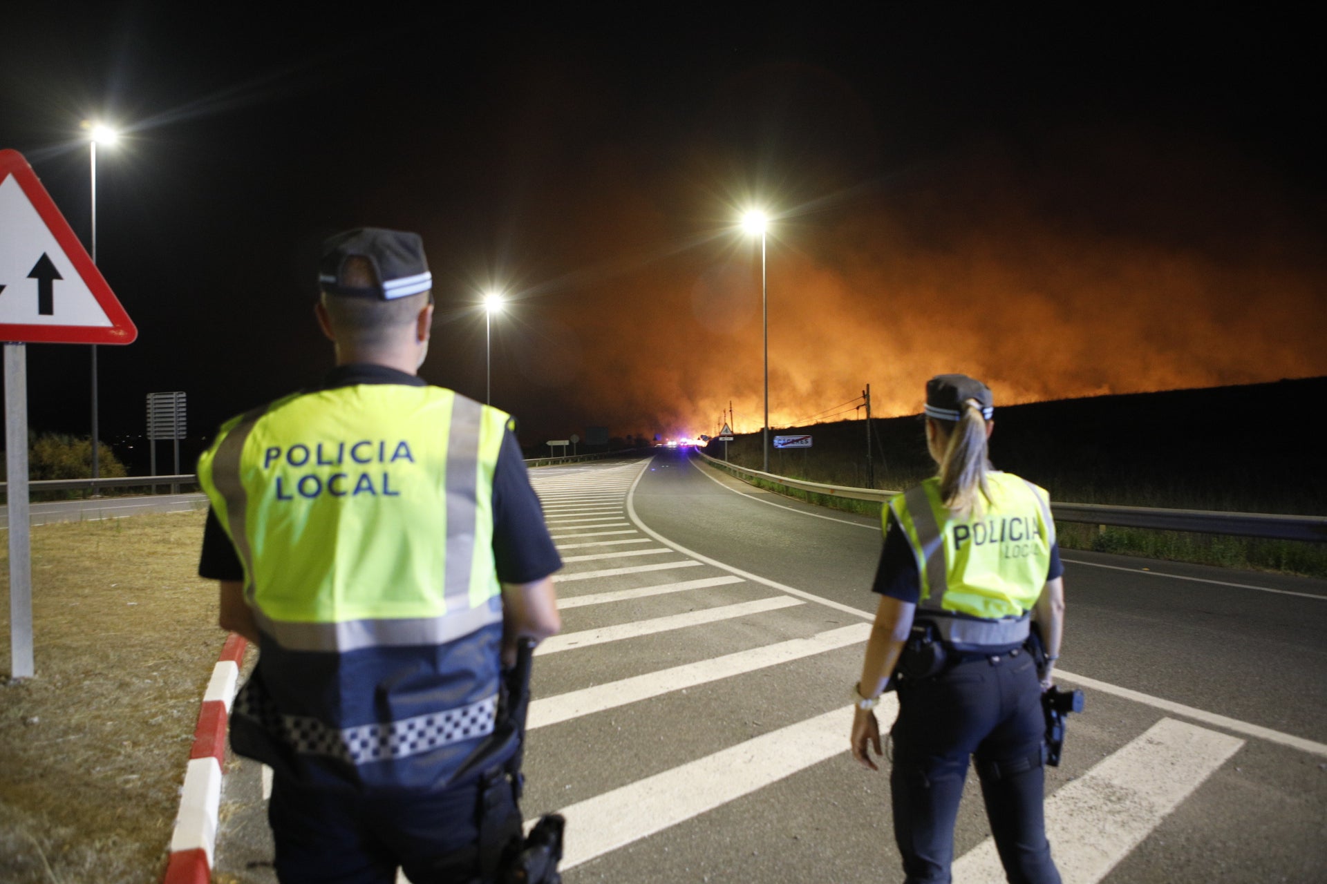 Así ha sido el incendio próximo a la Cañada y el Ceres Golf