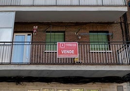 Piso de segunda mano en venta.