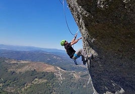 Vía ferrata. Tiene recorridos para usuarios de distintos niveles
