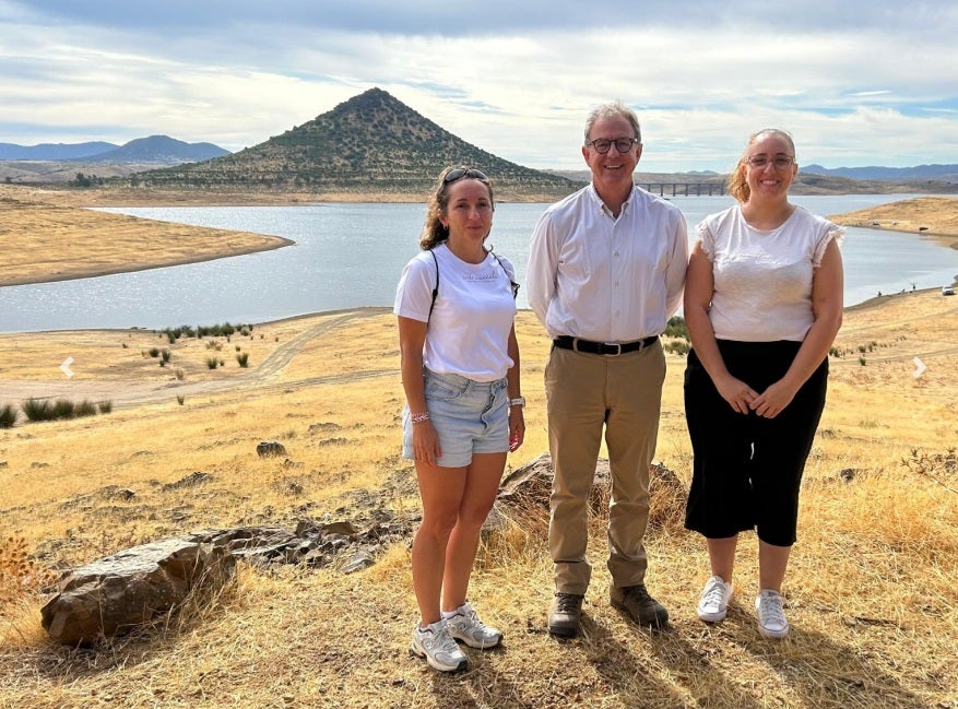 El director general de Sostenibilidad, Germán Puebla Ovando, ha visitado este martes el Cerro Masatrigo.