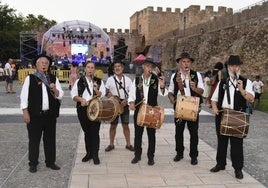 Los tamborileros deSantiago Béjarvolverán a protagonizarlos pasacalles.