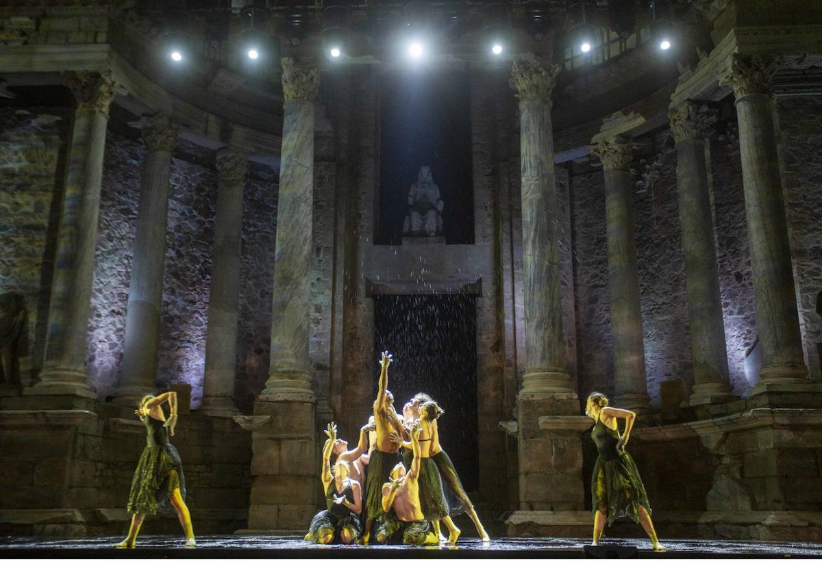 Representación de 'Dido y Eneas', espectáculo de danza, el pasado día 8 en el Teatro Romano.