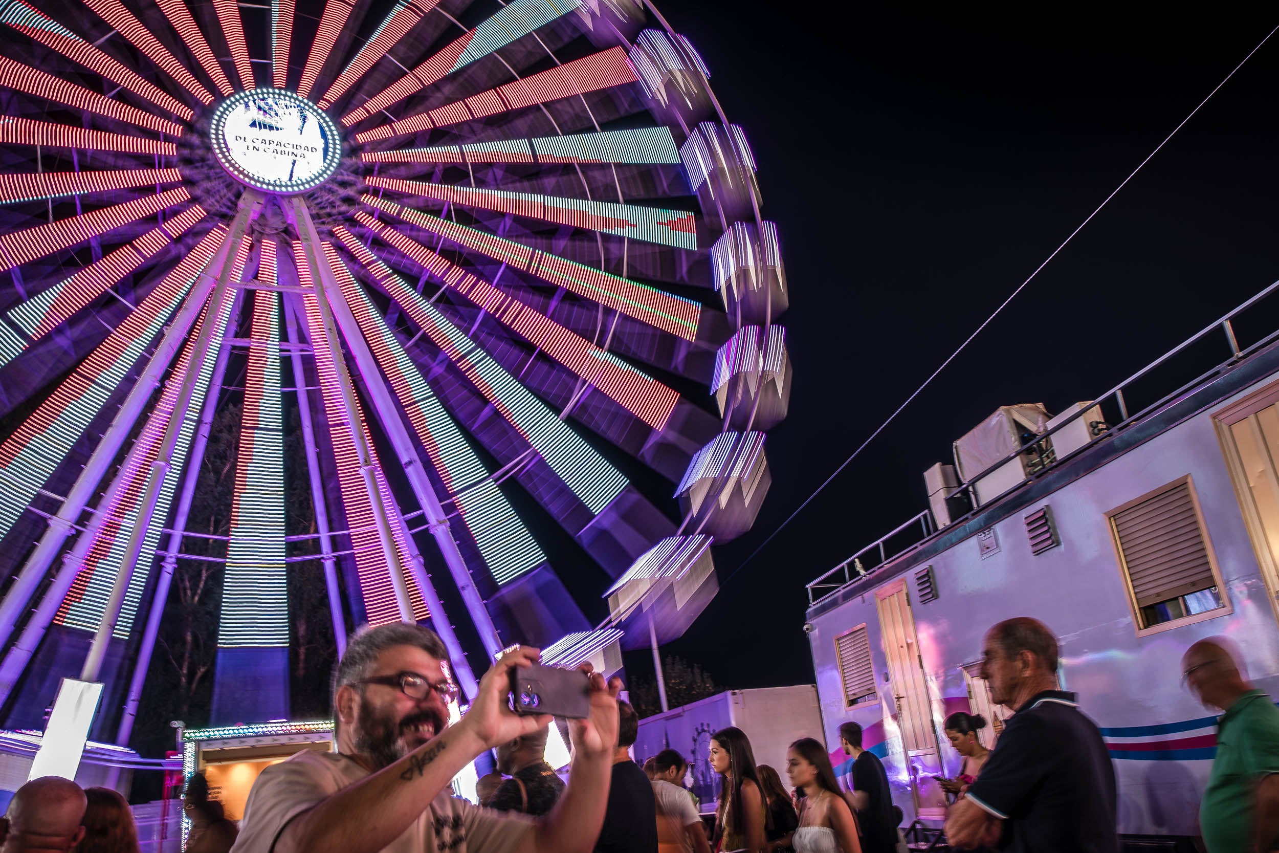 FOTOS | El alumbrado ilumina la Feria de Mérida
